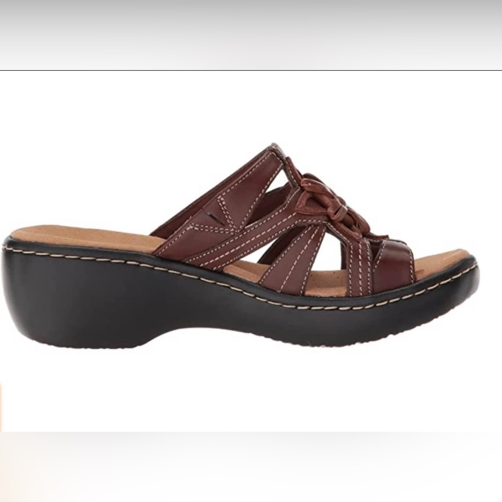 Clarks Women's Delana Venna Plataform Sandals